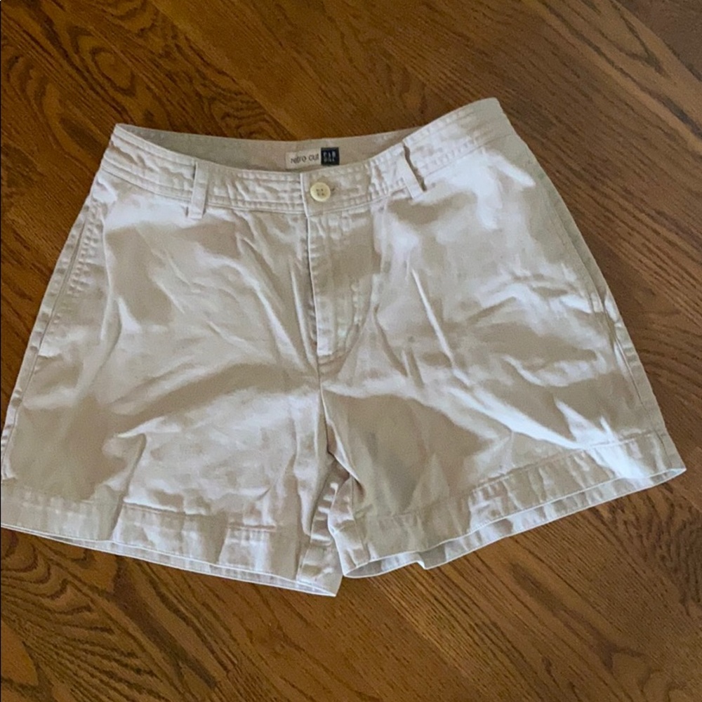 Gap Shorts size 6